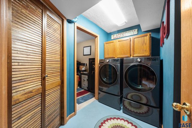 305 N La Salle Ave Avenue, Sioux Falls, SD 57110