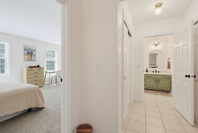 212 Laurelwood Dr 212, Hopedale, MA 01747