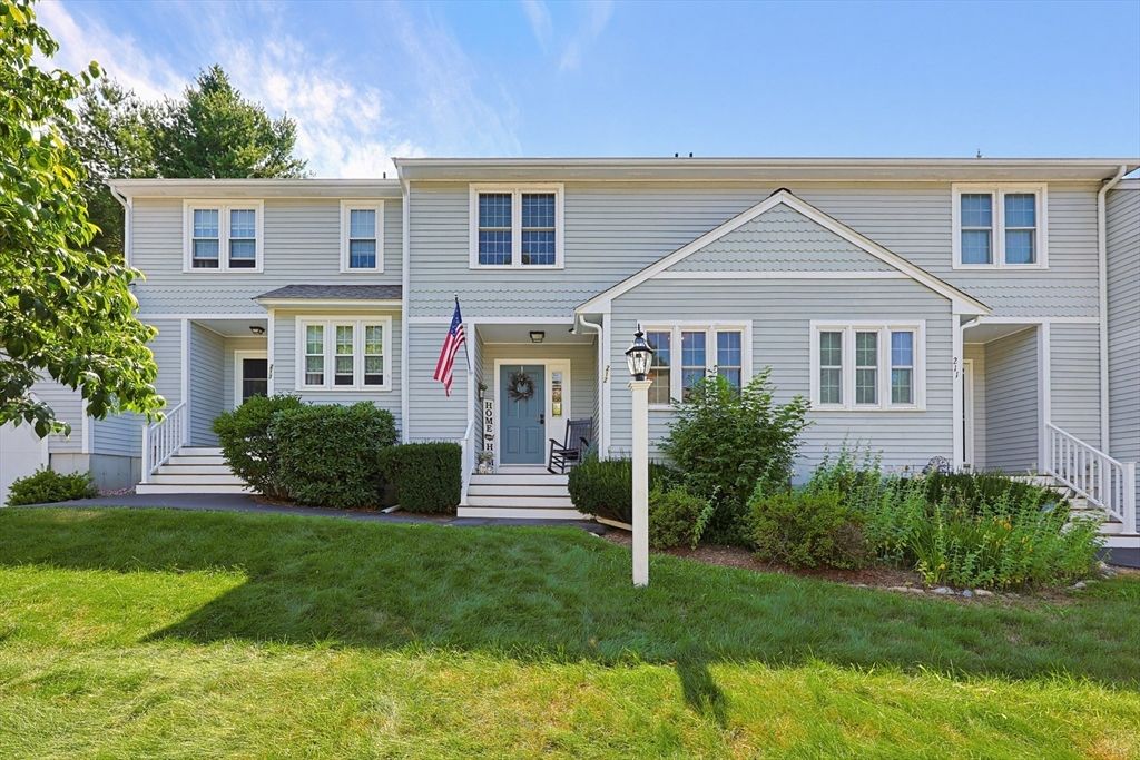 212 Laurelwood Dr 212, Hopedale, MA 01747