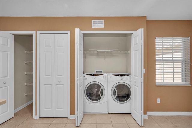 2847 METRO SEVILLA DR 105, Orlando, FL 32835