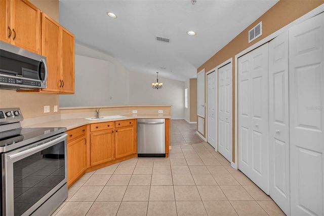2847 METRO SEVILLA DR 105, Orlando, FL 32835