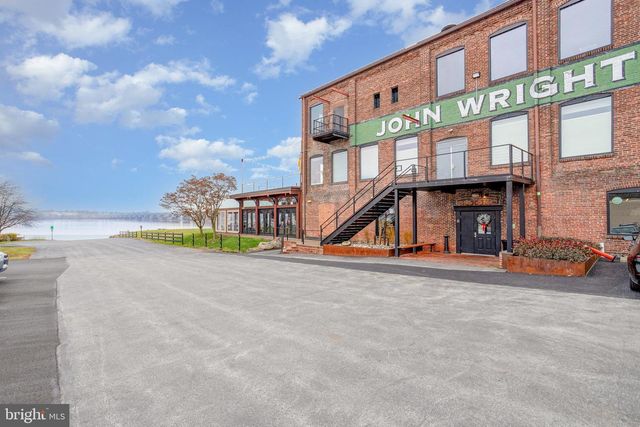 427 HELLAM ST, Wrightsville, PA 17368