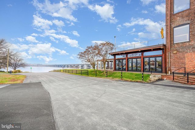 427 HELLAM ST, Wrightsville, PA 17368