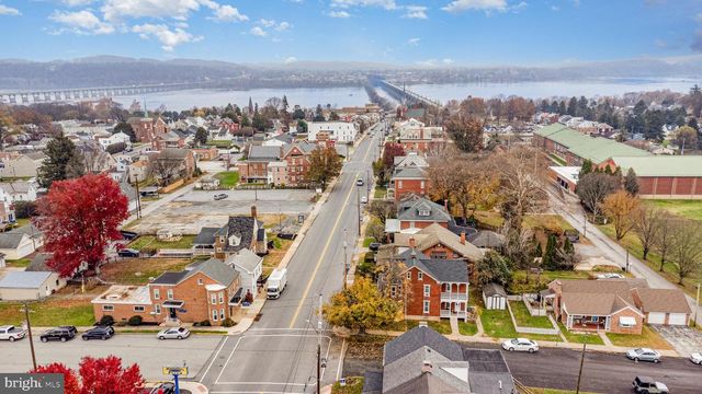 427 HELLAM ST, Wrightsville, PA 17368