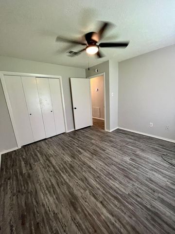 1404 Rescue Court, College Station, TX 77845