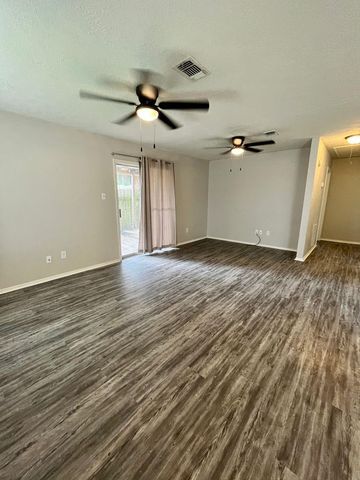 1404 Rescue Court, College Station, TX 77845