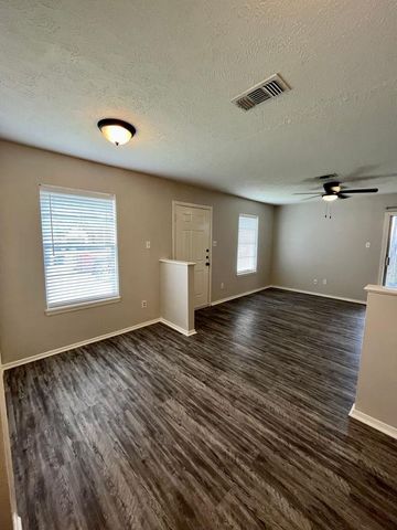 1404 Rescue Court, College Station, TX 77845