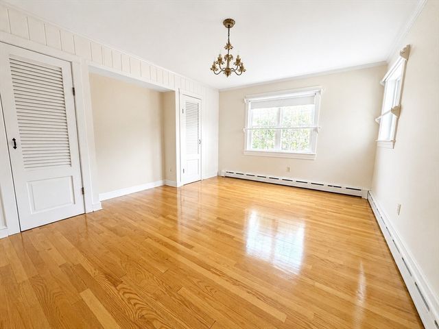 212 Charlton Road, Sturbridge, MA 01566