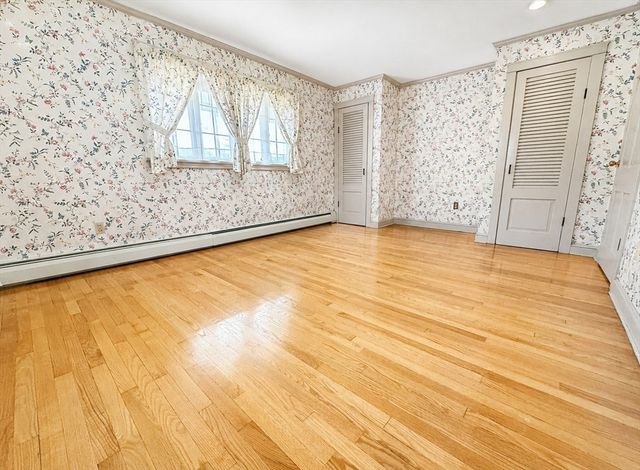 212 Charlton Road, Sturbridge, MA 01566
