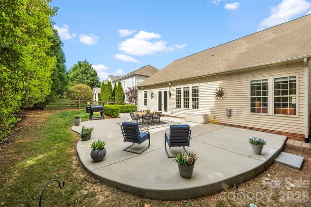 8105 Prescot Glen Parkway, Waxhaw, NC 28173