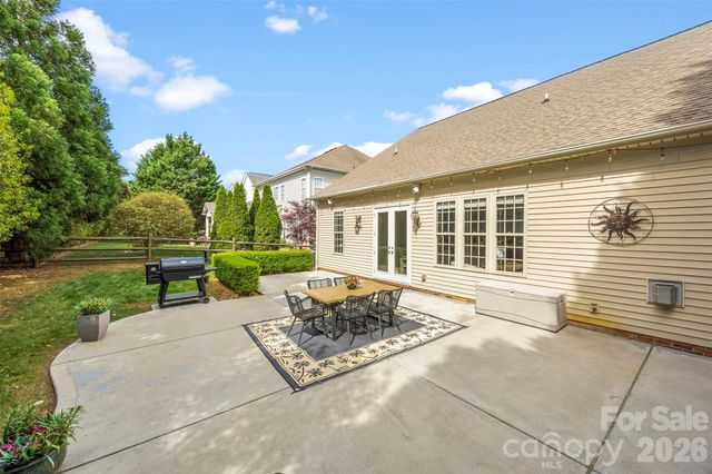 8105 Prescot Glen Parkway, Waxhaw, NC 28173