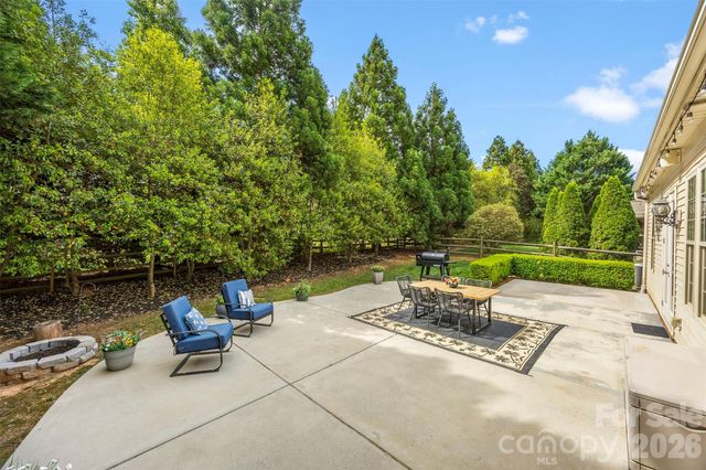 8105 Prescot Glen Parkway, Waxhaw, NC 28173