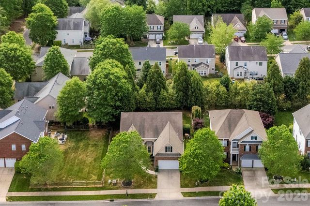 8105 Prescot Glen Parkway, Waxhaw, NC 28173