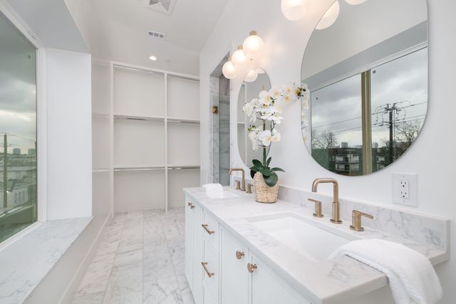 3053 Wycliff Avenue 203, Dallas, TX 75219