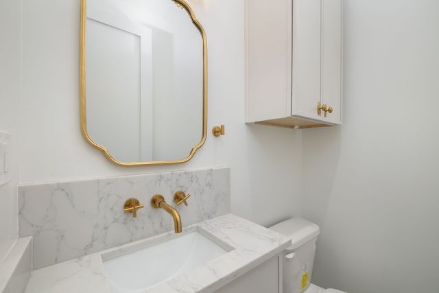 3053 Wycliff Avenue 203, Dallas, TX 75219