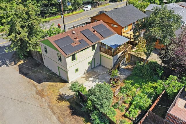 10621 River Rd, Forestville, CA 95436