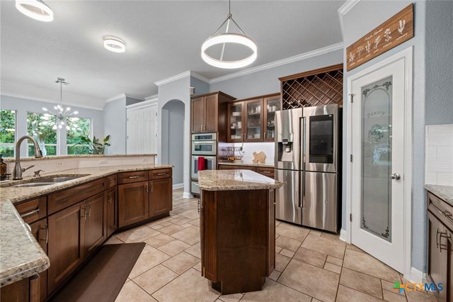 408 O W Lowrey, Salado, TX 76571