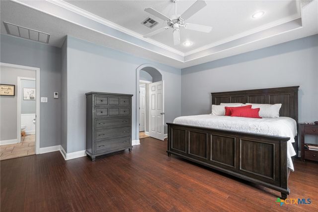 408 O W Lowrey, Salado, TX 76571