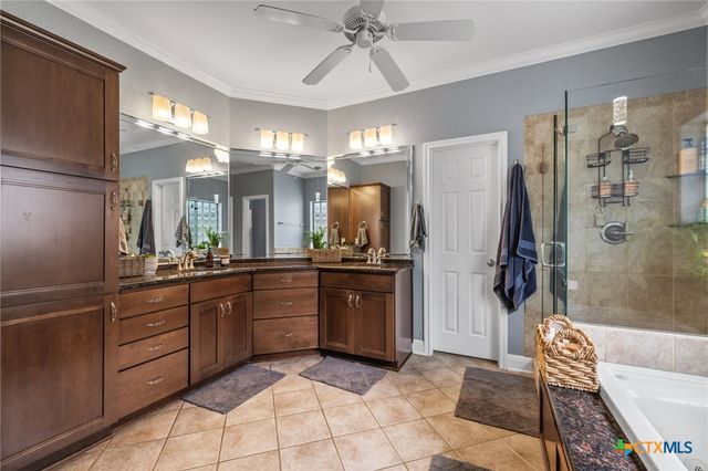 408 O W Lowrey, Salado, TX 76571