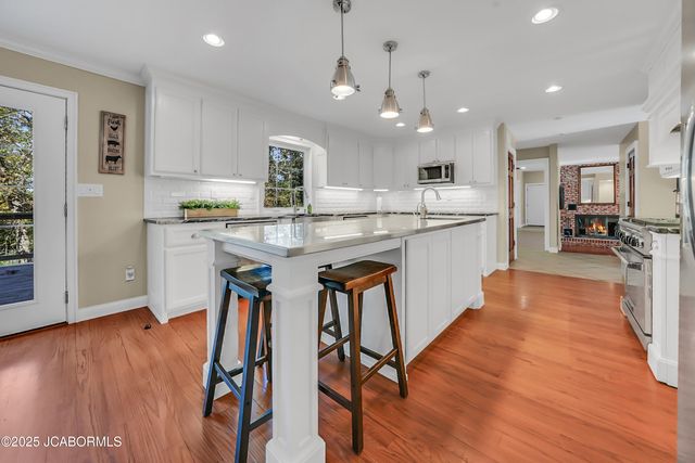 4200 WINDY HILL LANE, Jefferson City, MO 65101