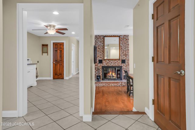 4200 WINDY HILL LANE, Jefferson City, MO 65101