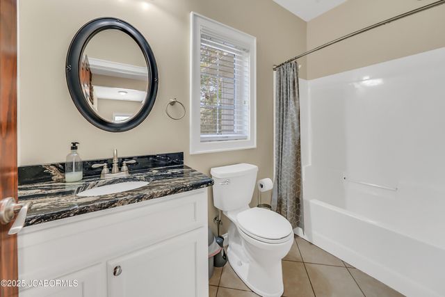 4200 WINDY HILL LANE, Jefferson City, MO 65101