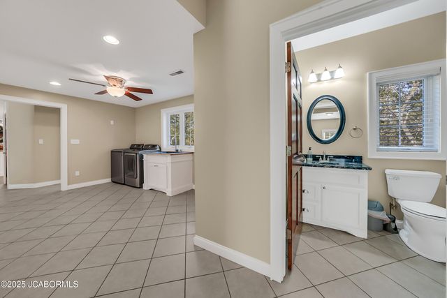 4200 WINDY HILL LANE, Jefferson City, MO 65101