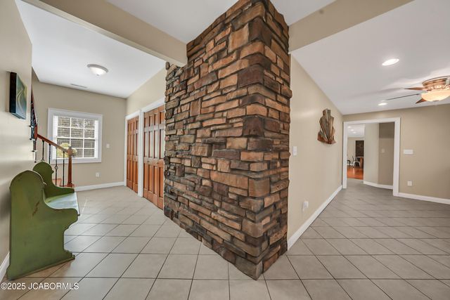 4200 WINDY HILL LANE, Jefferson City, MO 65101