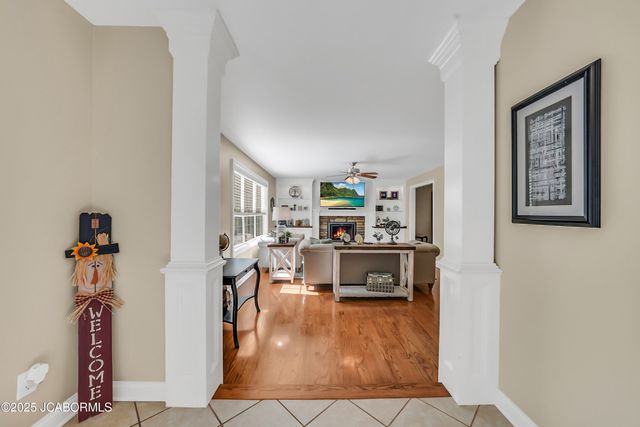 4200 WINDY HILL LANE, Jefferson City, MO 65101