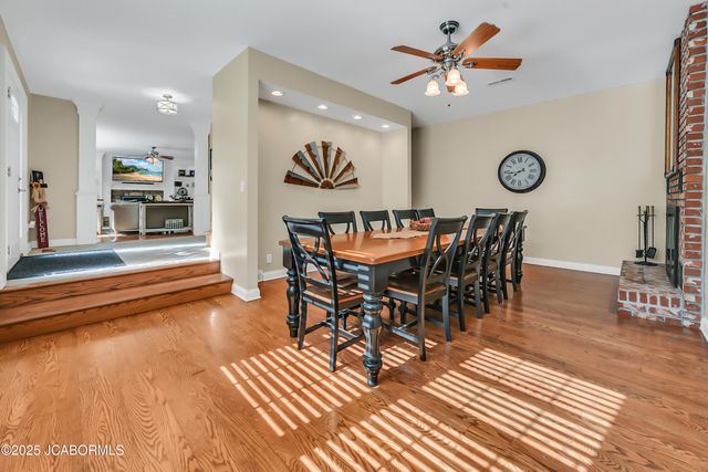 4200 WINDY HILL LANE, Jefferson City, MO 65101