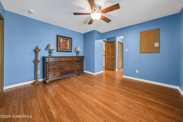 4200 WINDY HILL LANE, Jefferson City, MO 65101