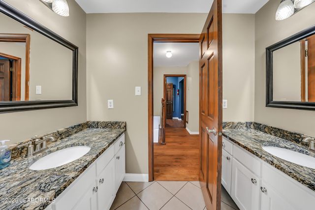 4200 WINDY HILL LANE, Jefferson City, MO 65101