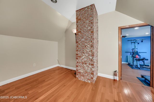 4200 WINDY HILL LANE, Jefferson City, MO 65101