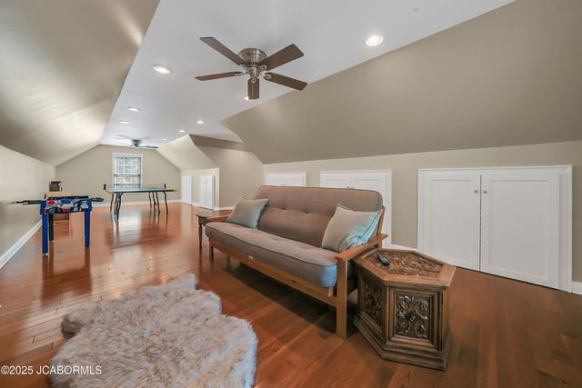 4200 WINDY HILL LANE, Jefferson City, MO 65101