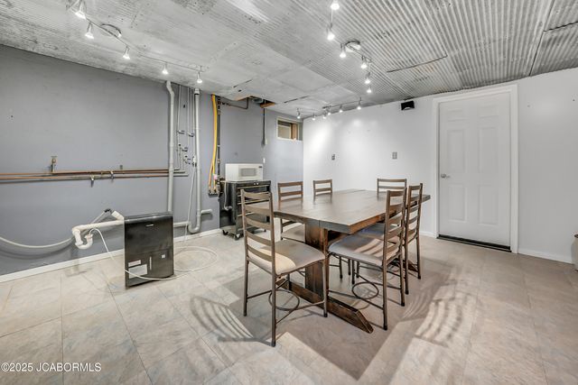 4200 WINDY HILL LANE, Jefferson City, MO 65101