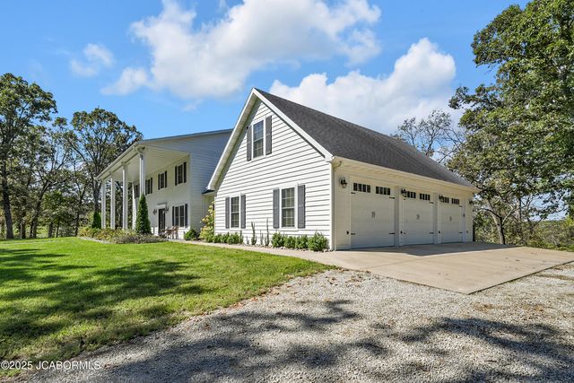 4200 WINDY HILL LANE, Jefferson City, MO 65101