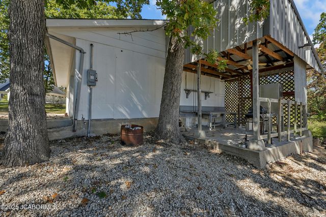 4200 WINDY HILL LANE, Jefferson City, MO 65101