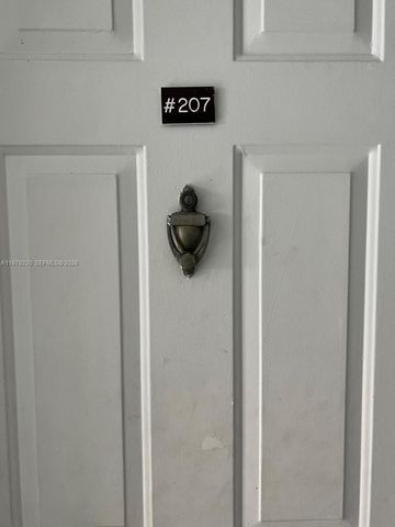 20760 NE 4th Ct 207, Miami, FL 33179