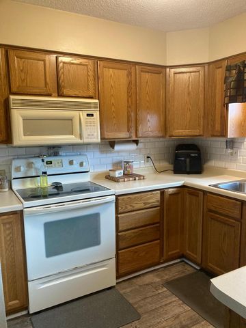 680 Lynwood Street SW, Owatonna, MN 55060