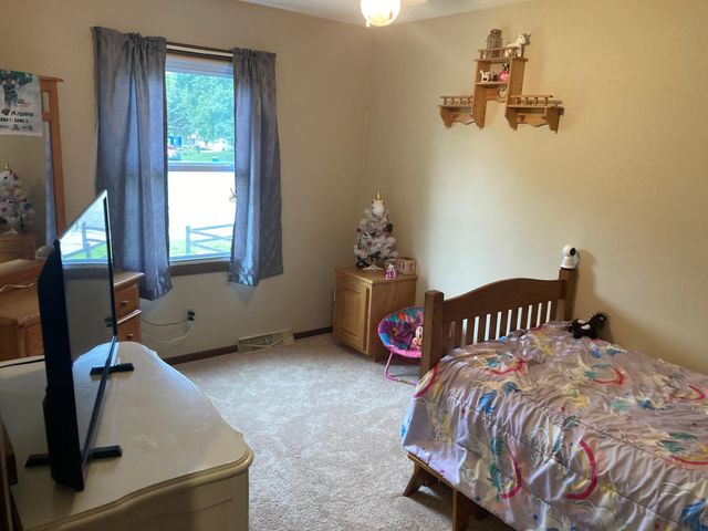 680 Lynwood Street SW, Owatonna, MN 55060