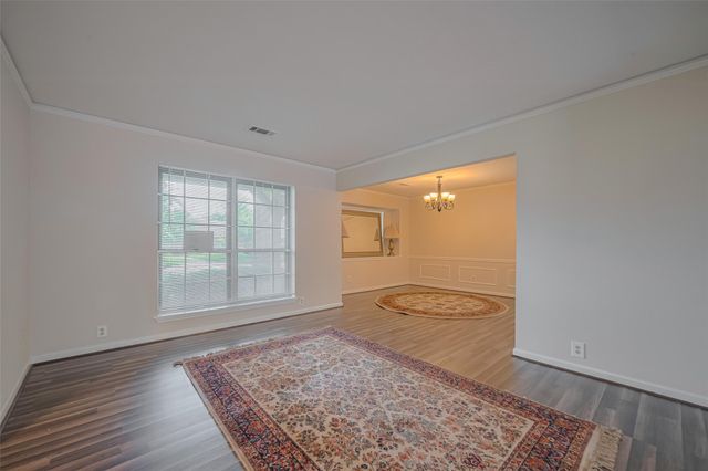 7914 Roos Road, Houston, TX 77036