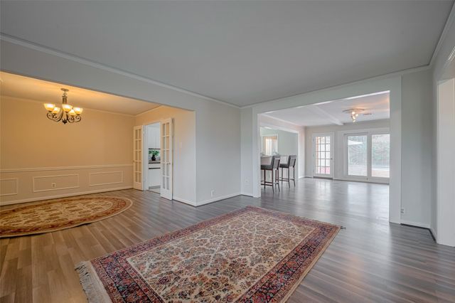 7914 Roos Road, Houston, TX 77036