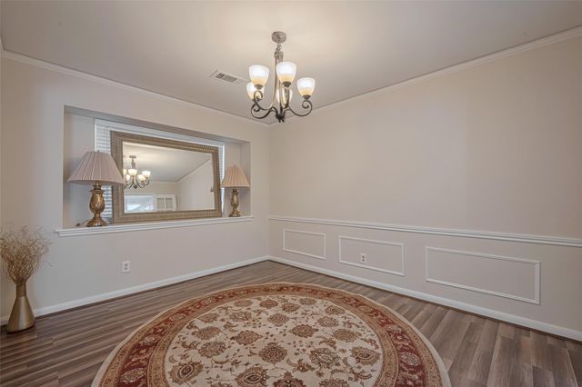 7914 Roos Road, Houston, TX 77036