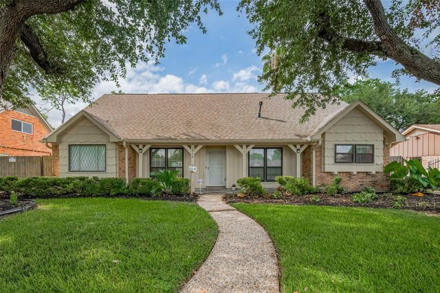 7914 Roos Road, Houston, TX 77036