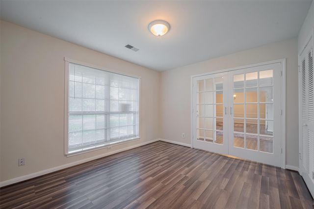 7914 Roos Road, Houston, TX 77036