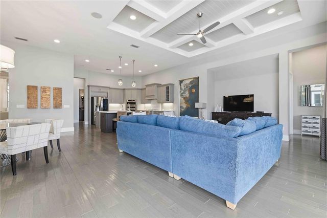 8452 LINDRICK LANE, Bradenton, FL 34202