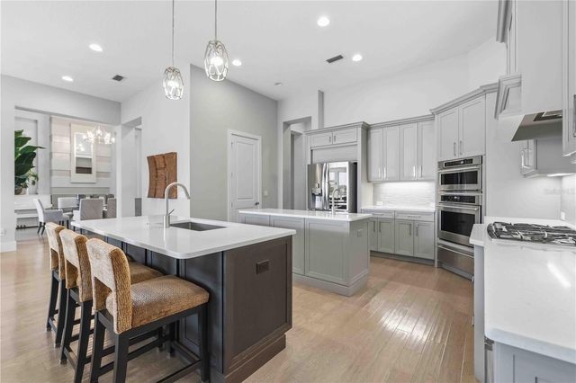 8452 LINDRICK LANE, Bradenton, FL 34202