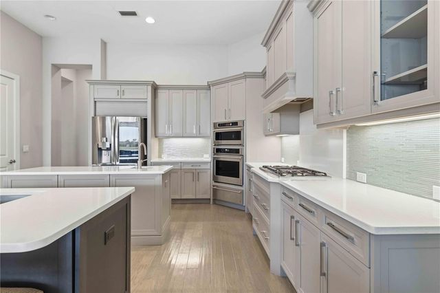 8452 LINDRICK LANE, Bradenton, FL 34202