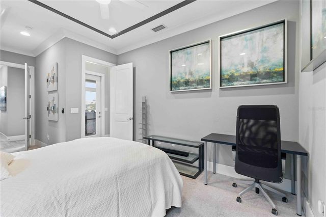 8452 LINDRICK LANE, Bradenton, FL 34202
