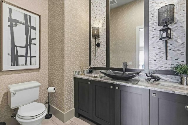 8452 LINDRICK LANE, Bradenton, FL 34202